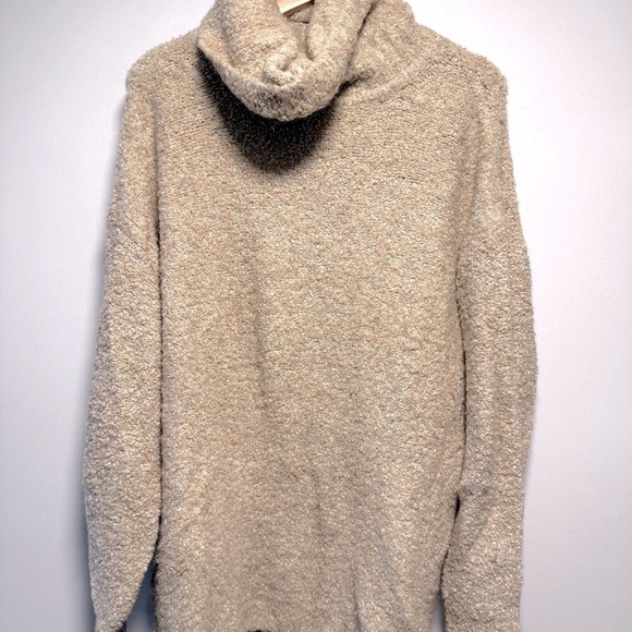 GAP Oversized Boucle Tan Sweater Turtleneck Medium - Picture 1 of 5